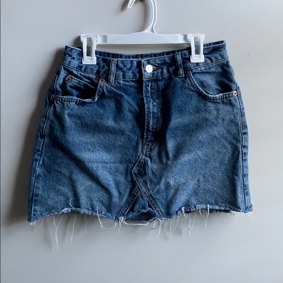 Topshop Dresses & Skirts - TopShop Denim Skirt